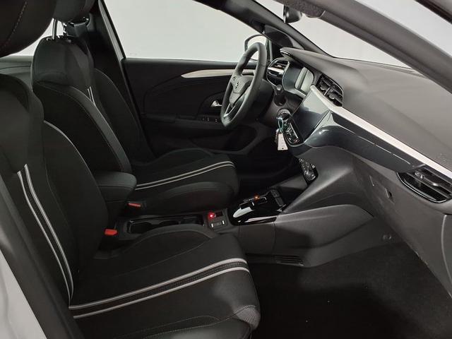 Opel Corsa GS Hybrid Elektrisches 6-Gang-Doppelkupplungsgetriebe (eDCT) 