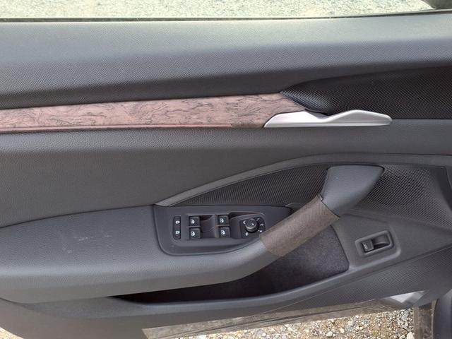 Skoda Superb Combi L&K 2.0 TDI 7-Gang-DSG 4x4 