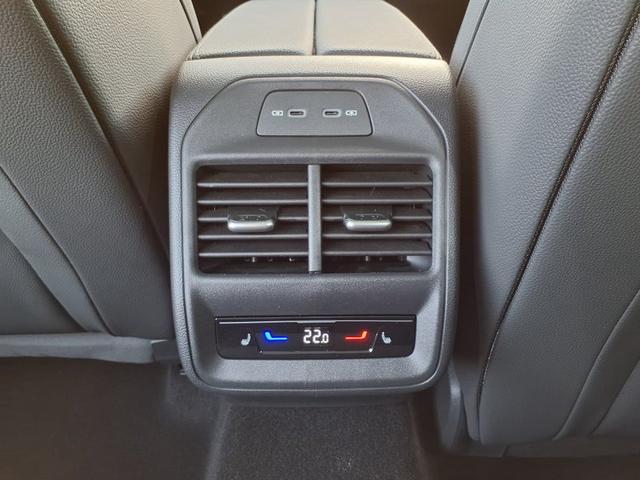 Skoda Superb Combi L&K 2.0 TDI 7-Gang-DSG 4x4 