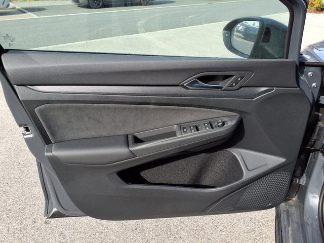 Volkswagen Golf R-Line 2.0 TDI 7-Gang-DSG 