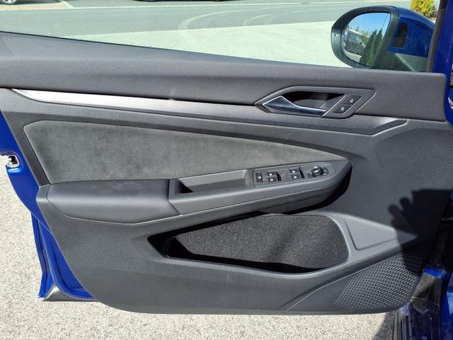 Volkswagen Golf R-Line 2.0 TDI 7-Gang-DSG 