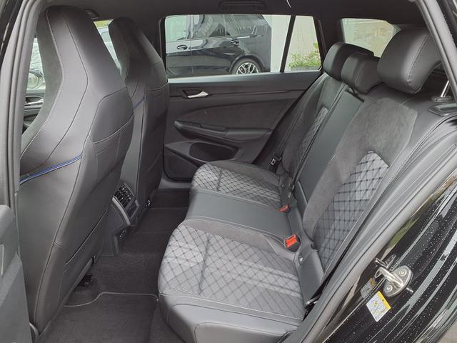 Volkswagen Golf Variant R Line 2.0 TDI 7-Gang DSG 