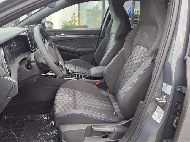 Volkswagen Golf Variant R Line 1.5 eTSI OPF 7-Gang DSG 