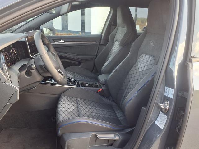 Volkswagen Golf Variant R Line 1.5 eTSI OPF 7-Gang DSG 
