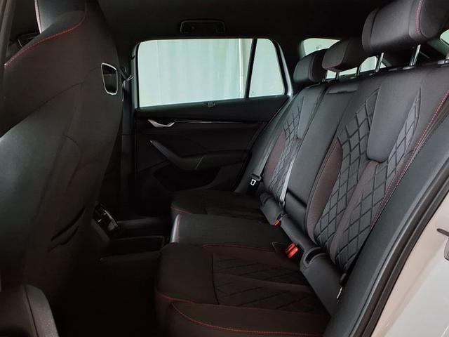Skoda Octavia Combi RS 2.0 TSI 7-Gang-DSG 