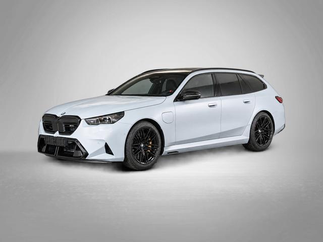 BMW M5 - M 4.4 V8 Plug in Hybrid 8-Gang Steptronic