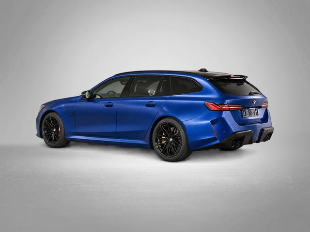 BMW M5 M 4.4 V8 Plug in Hybrid 8-Gang Steptronic 