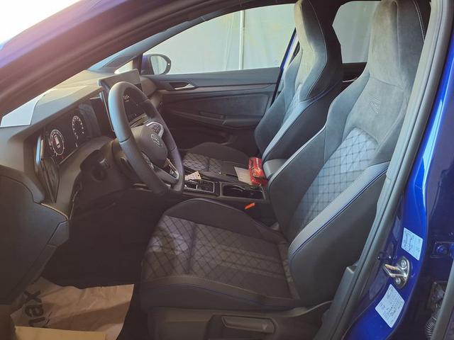 Volkswagen Golf Variant R Line 1.5 eTSI OPF 7-Gang DSG 