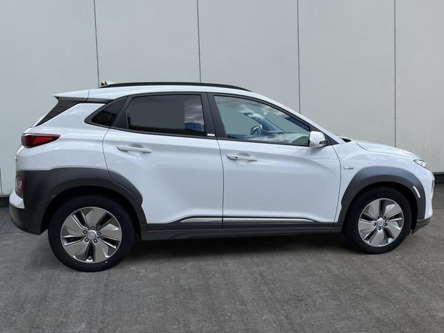 Hyundai KONA Advantage Elektro 2WD Electro MJ20 (100kW) ADVANTAGE-Paket 
