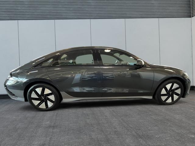 Hyundai IONIQ 6 Heckantrieb 53kWh Batt. DYNAMIQ-Paket 