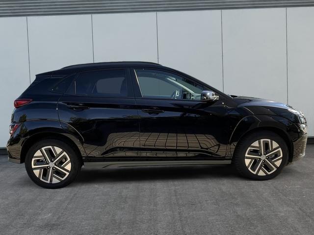Hyundai KONA Elektro (100kW) TREND-Paket Navigationspaket (ohne 11kW OBC) 