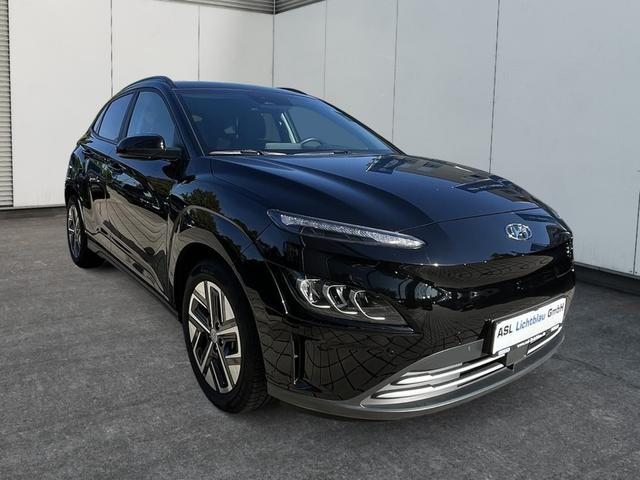 Hyundai KONA Elektro (100kW) TREND-Paket Navigationspaket (ohne 11kW OBC) 