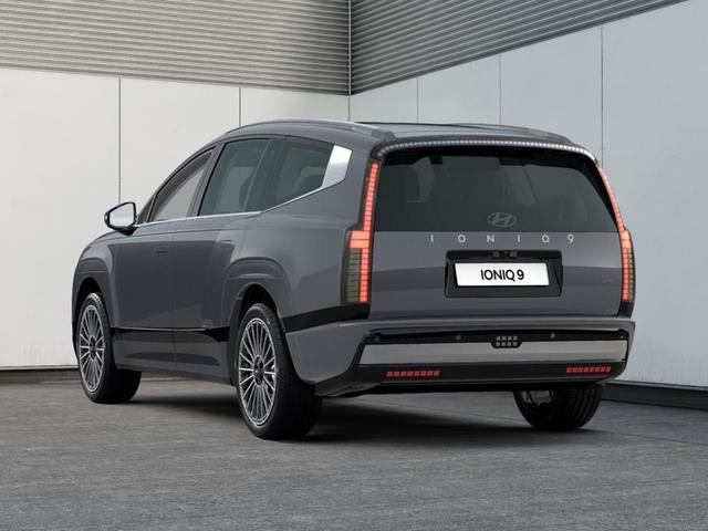 Hyundai IONIQ 9 6-Sitzer 110 kWh 4WD UNIQ Panorama-Glas-Schiebedach & Relax-Paket 