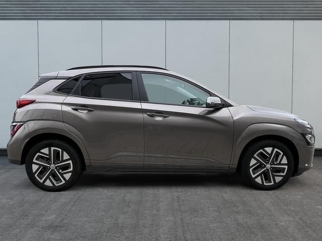Hyundai KONA Elektro (150kW) TREND Navigations-Paket 