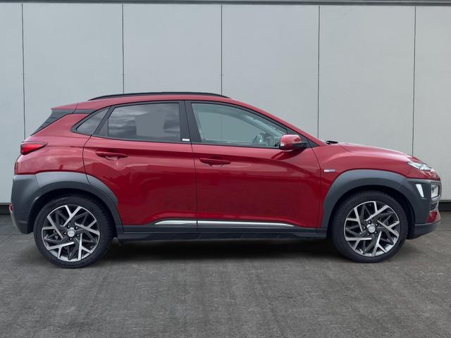 Hyundai / KONA / Rot / / / 