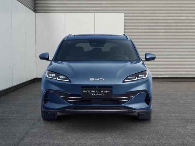 BYD Seal 6 DM-i Touring Comfort 