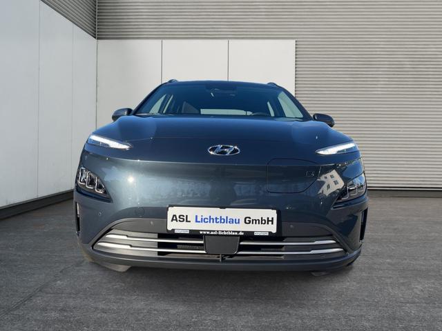 Hyundai / KONA / Blau / / / 
