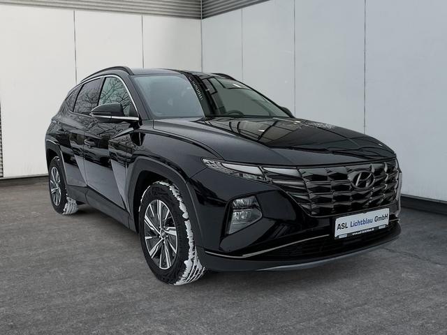 Hyundai TUCSON 1.6 GDI Turbo M/T 2WD SELECT LED-Grilldesign-& Funktions-Paket, Navigations-Paket 
