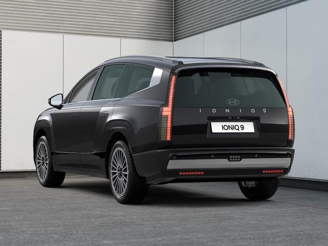 Hyundai IONIQ 9 6-Sitzer 110 kWh 4WD UNIQ Panorama-Glas-Schiebedach & Swivel-Paket 
