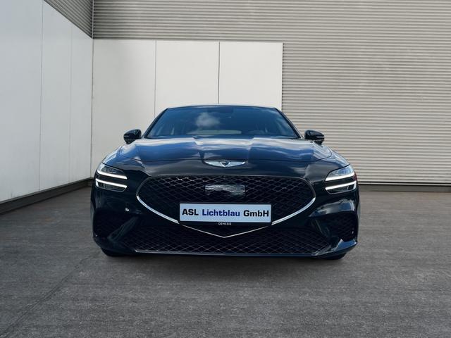 Genesis G70 Shooting Brake 2.2 D Luxury AWD 