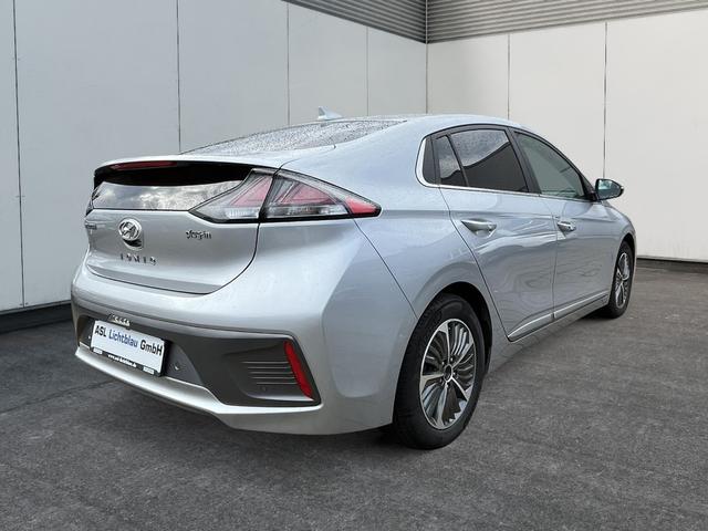Hyundai IONIQ PLUG IN Hybrid ADVANTAGE 
