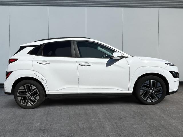 Hyundai KONA Elektro (150kW) TREND Navigations-Paket 