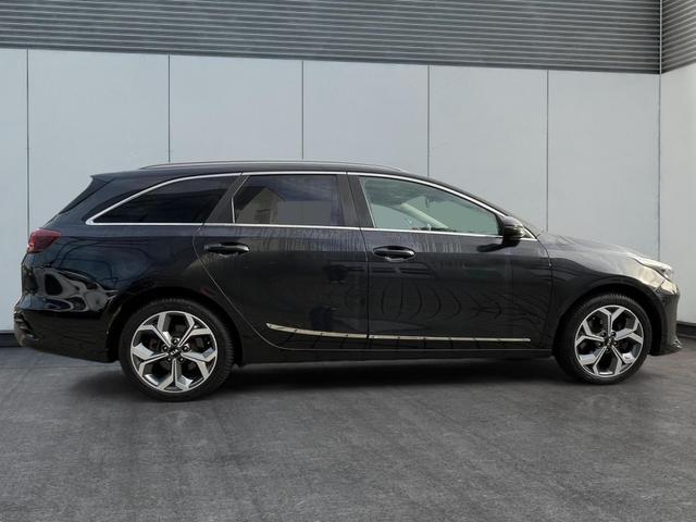 Kia Ceed Sportswagon 1.6 Plug-in Hybrid Platinum Edition cee'd Ed 