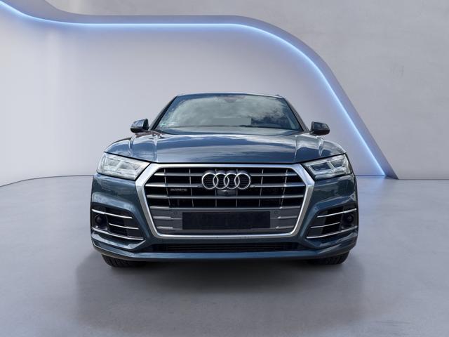 Audi / Q5 / Blau / / / Q5 3.0 TDI sport quattro