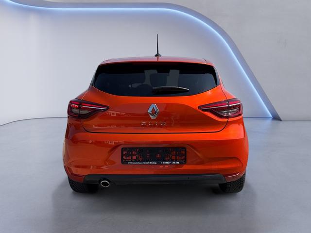 Renault / Clio / Orange / / / Clio V 1.0 TCe 90 Zen Ganzjahresbereifung