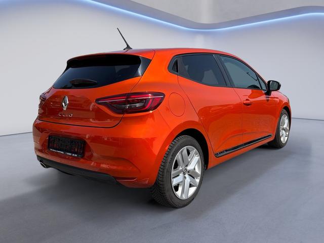 Renault / Clio / Orange / / / Clio V 1.0 TCe 90 Zen Ganzjahresbereifung