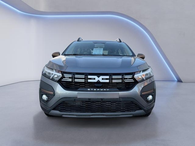 Dacia / Sandero / Grau / / / Sandero III 1.0 TCe 110 Stepway Extreme