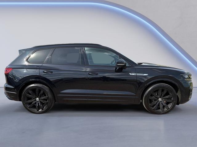 Volkswagen / Touareg / Schwarz / / / Touareg 3.0 V6 TDI Elegance