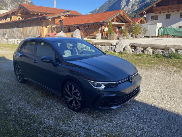 Volkswagen Golf R-Line 2,0 TDI DSG, ACC, Head-up, R-Cam, Panorama Dach 