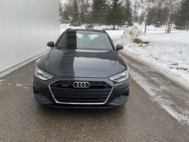 Audi A4 Avant 40 TDI quattro Mild-Hybrid 2,0 TDI, Navi, PDC 