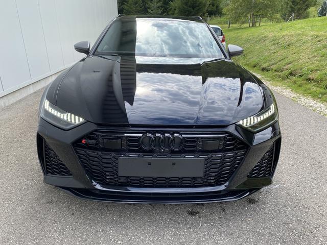 Audi RS6 Avant 4.0 quattro performance Keramik,22" LM,Pano,Standh.Matrix LED,B&O 