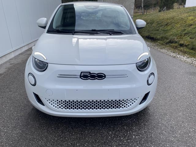 Fiat 500e Action 23,8 kWh,Radio,Winterp. 