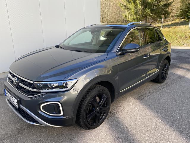 Volkswagen T-Roc - Style 2.0 TSI DSG 4Motion, R-Cam, ACC,LED,SHZ,App-Con.8-fach