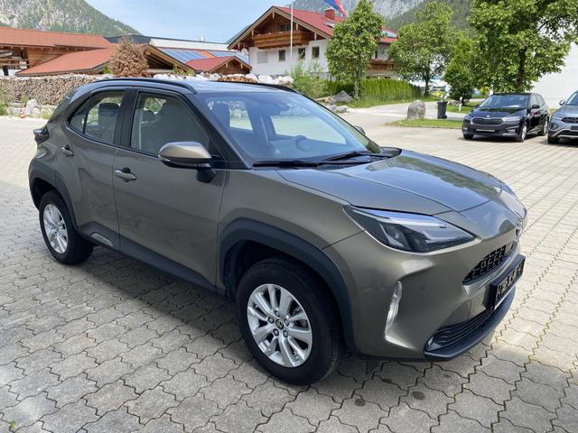 Toyota Yaris Cross - 1.5 Hybrid AWD-i,SHZ,R-Cam,App-Con