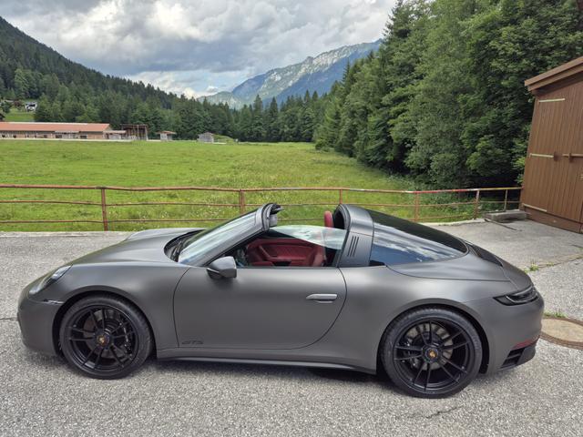 Porsche 911 Carrera 3.0 Targa 4 GTS,LED-Matrix ,Paket Carbon matt,BOSE® Surround 