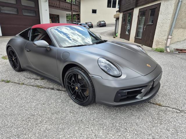 Porsche 911 - Carrera 3.0 Targa 4 GTS,LED-Matrix ,Paket Carbon matt,BOSE® Surround