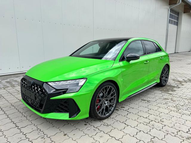Audi RS3 2.5 TFSI Sportback quattro,Sport AGA,ACC,Navi,Pano,5J.Garantie 