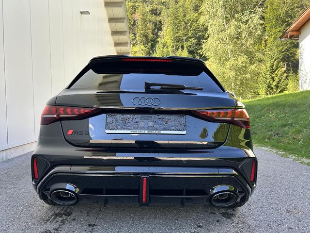 Audi RS3 2.5 TFSI Sportback quattro, Sport AGA,ACC,Pano,Navi,5J. Gar. 
