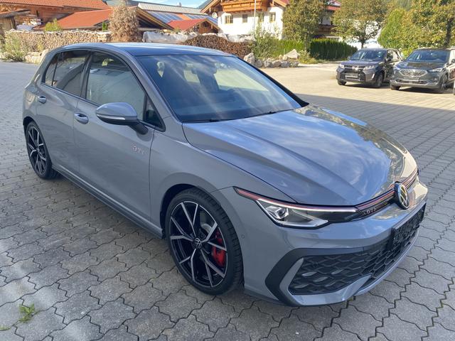 Volkswagen Golf - VIII 2.0 TSI DSG GTI, NAvi,LED,ACC,SHZ,LHZ,AppCon.