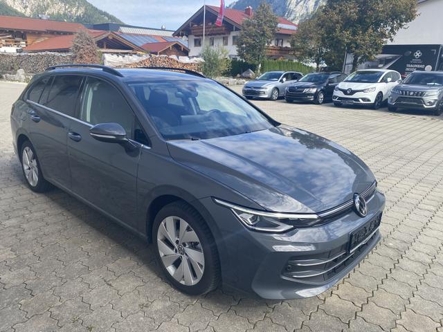 Volkswagen Golf - VIII 1.5 eTSI Style DSG,R-Cam,AppCon.,SHZ,LHZ,LED