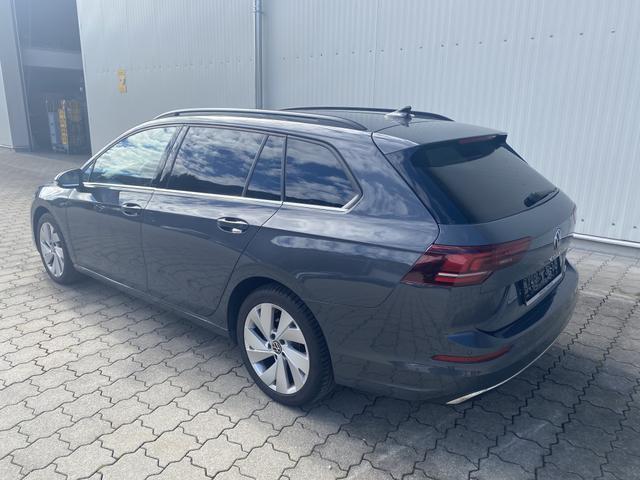 Volkswagen Golf VIII 1.5 eTSI Style DSG,R-Cam,AppCon.,SHZ,LHZ,LED 