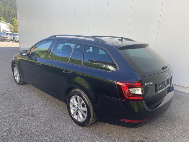 Skoda Octavia Combi 1.8 TSI Style 4x4,AHK,App.Con.,Navi,SHZ 