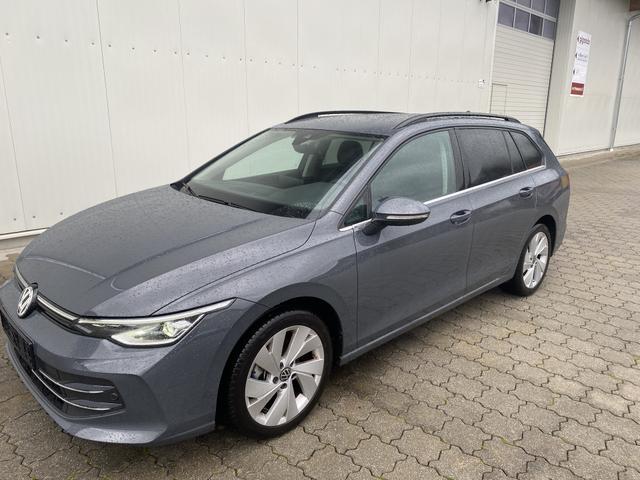 Volkswagen Golf VIII 1.5 eTSI Style DSG,R-Cam,AppCon.,SHZ,LHZ,LED 