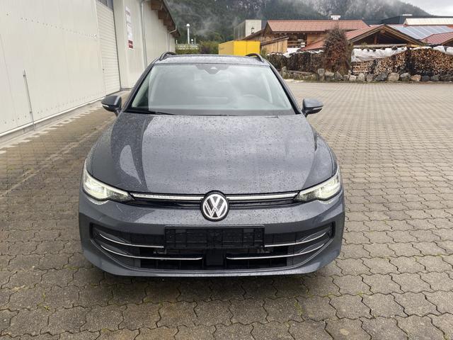 Volkswagen Golf VIII 1.5 eTSI Style DSG,R-Cam,AppCon.,SHZ,LHZ,LED 
