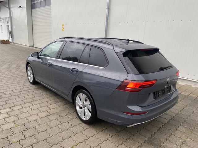 Volkswagen Golf VIII 1.5 eTSI Style DSG,R-Cam,AppCon.,SHZ,LHZ,LED 