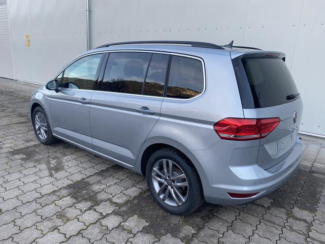 Volkswagen Touran 1.5 TSI DSG Prime 7-Sitze,ACC,Navi,R-Cam,SHZ,el.Heckkl,AppCon. 